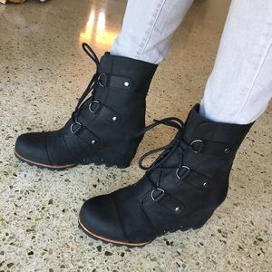 Sorel Joan of Arctic Boots